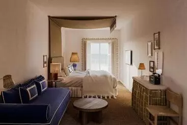 Isabella S Llafranc - Llafranc