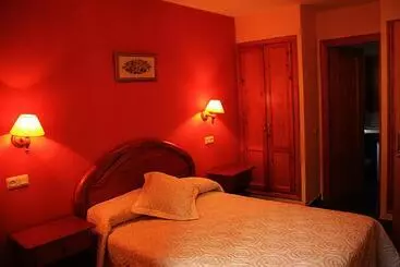 Hostal Casa Lacreu - Sahun