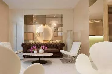 Le 7 Eiffel Hotel By Malone - Parigi