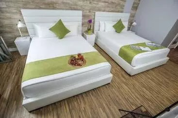Chesterfield Hotel & Suites - Miami Beach