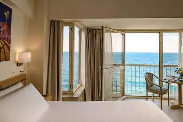 The Diplomat - Sliema