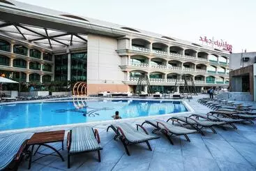 Mövenpick Grand Al Bustan - Dubai