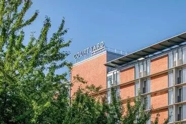 Courtyard By Marriott Linz - Linz