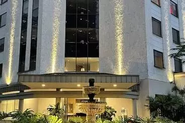 Poblado Plaza - Medellín
