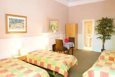 Curzon House Hotel  Hostel - London