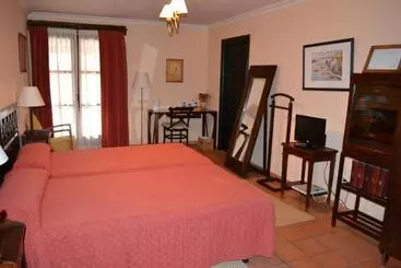 Posada Real Del Pinar - Pozal de Gallinas