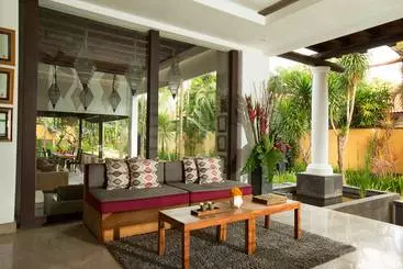 Alaya Dedaun Kuta - Kuta