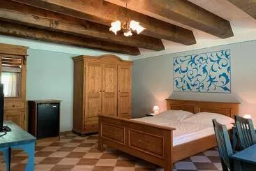 Pension Amadeus & Apartments - Cesky Krumlov