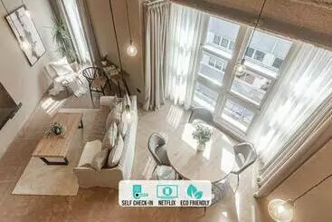Metropolitan Boutique - Mezonzo
