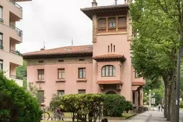 Apartamento Con Garaje En El Centro De Zumaia - Zumaia