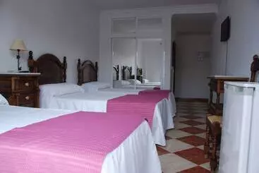 Hostal Puerto Lepe - Lepe