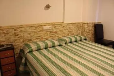 Hostal Valle Del Iregua - Albelda de Iregua