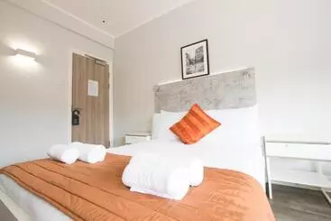 Westciti Caroco Apart - Croydon