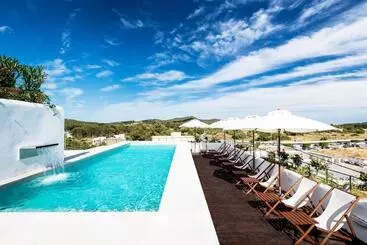 Gatzara Suites Santa Gertrudis - Santa Gertrudis