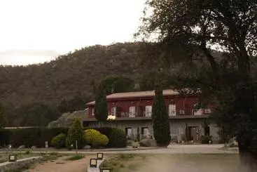 Hostal Rural Can Pau - Cantallops