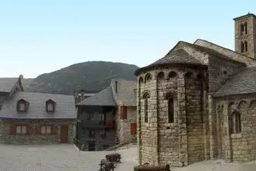 瓦伦提旅馆 - Boi Taull