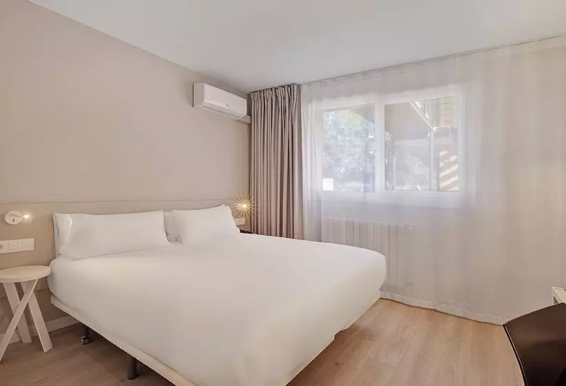 Fotos del hotel B&b  Oviedo:  7