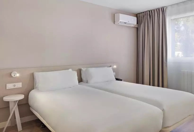 Fotos del hotel B&b  Oviedo:  15