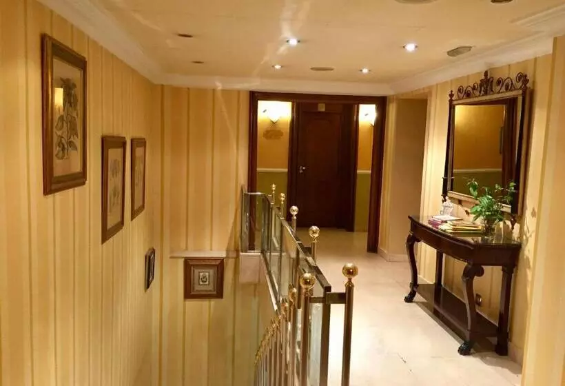 Fotos del hotel Maria Luisa:  6