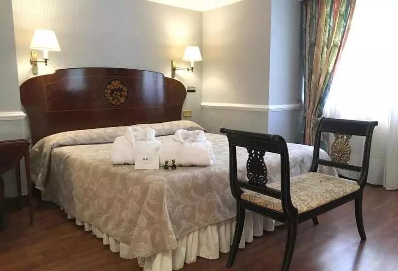 Fotos del hotel Maria Luisa:  3