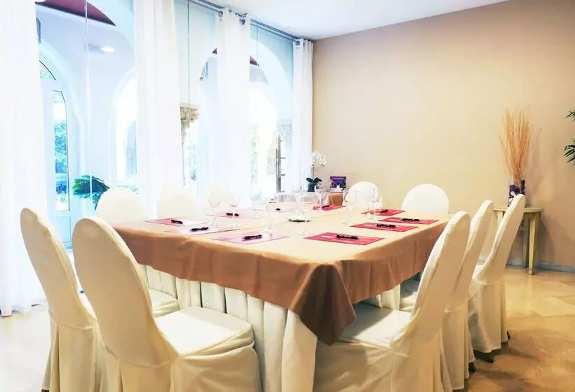 Fotos del hotel Alborán Algeciras:  23