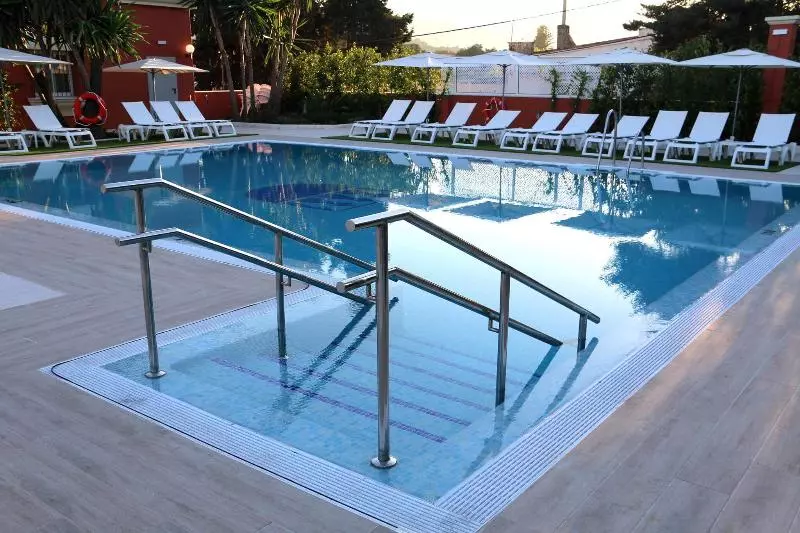 Fotos del hotel Alborán Algeciras:  3