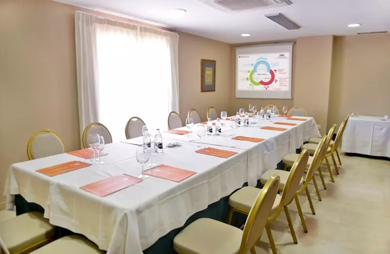 Fotos del hotel Alborán Algeciras:  6