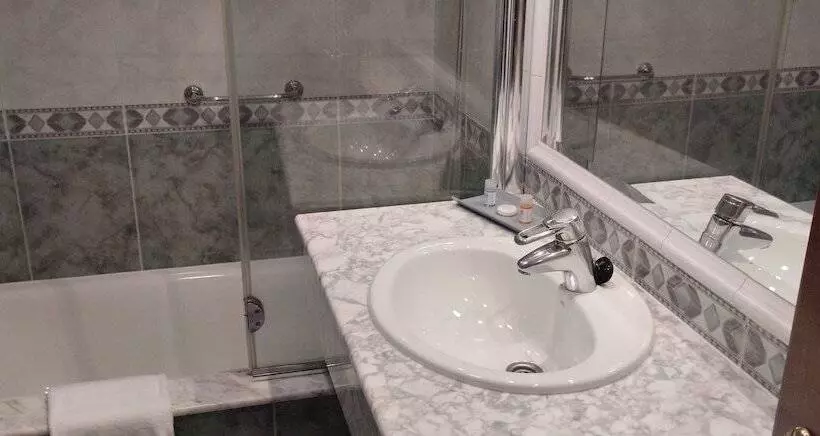 Fotos del hotel Carrís Almirante:  7