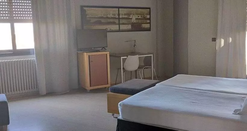 Fotos del hotel Carrís Almirante:  15