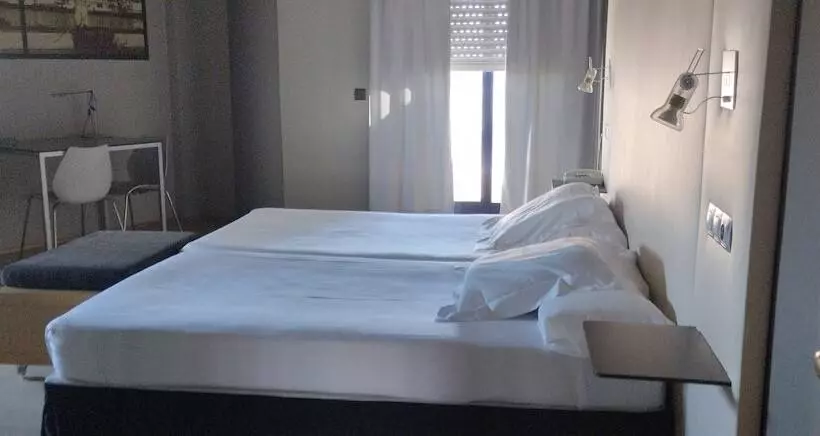 Fotos del hotel Carrís Almirante:  18