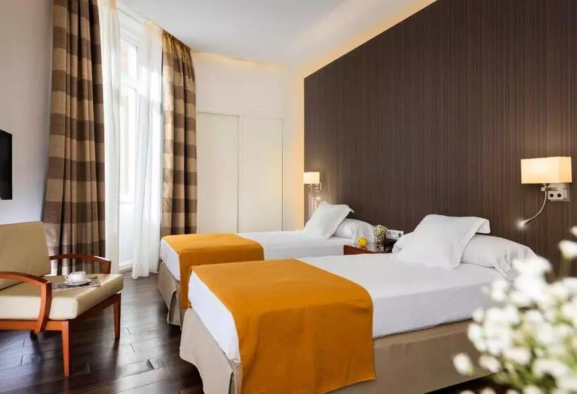 Fotos del hotel De Francia Y París:  22