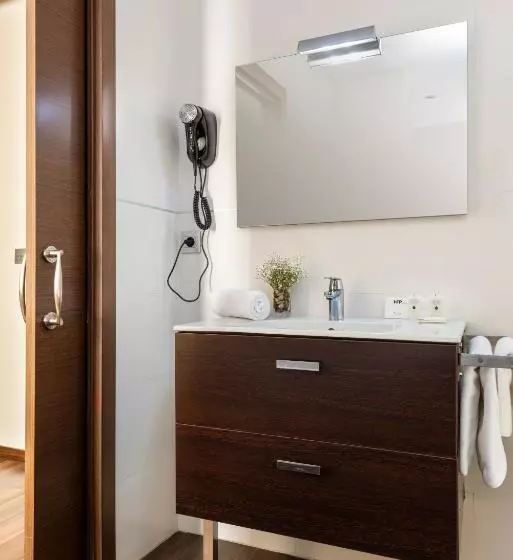 Fotos del hotel De Francia Y París:  18