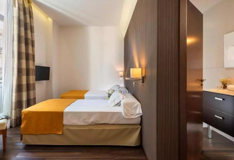 Fotos del hotel De Francia Y París:  14