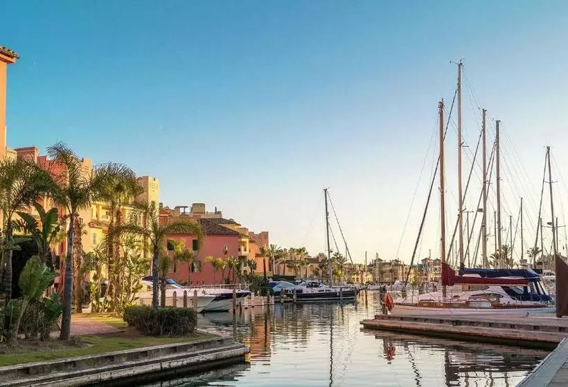 Fotos del hotel The Suites at San Roque Club:  33