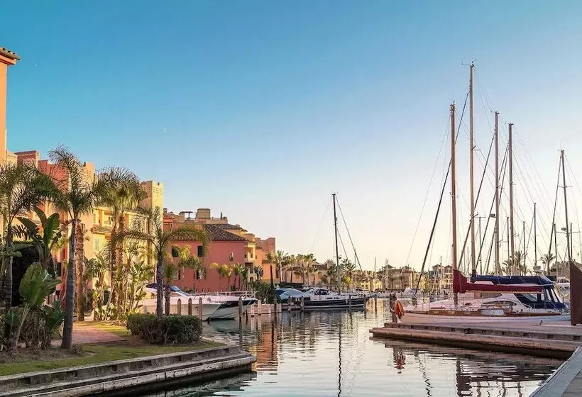 Fotos del hotel The Suites at San Roque Club:  12