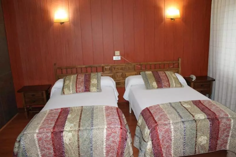 Fotos del hotel Marqués De Santillana:  1