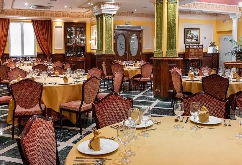 Fotos del hotel Reina Cristina:  14