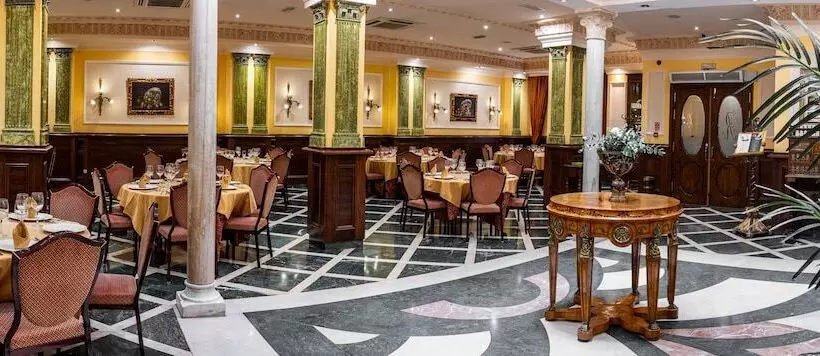 Fotos del hotel Reina Cristina:  20