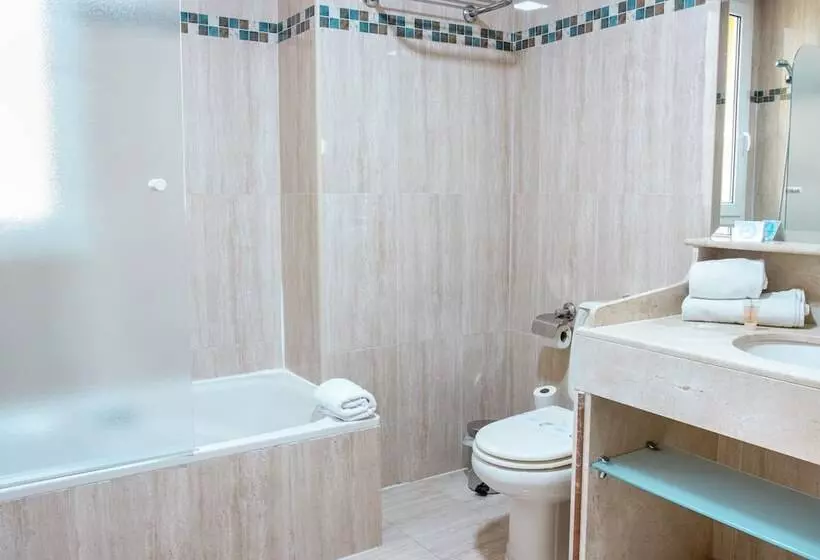 Fotos del hotel Reina Cristina:  18