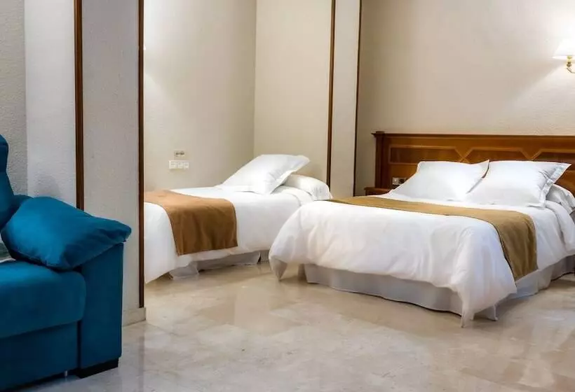 Fotos del hotel Reina Cristina:  12