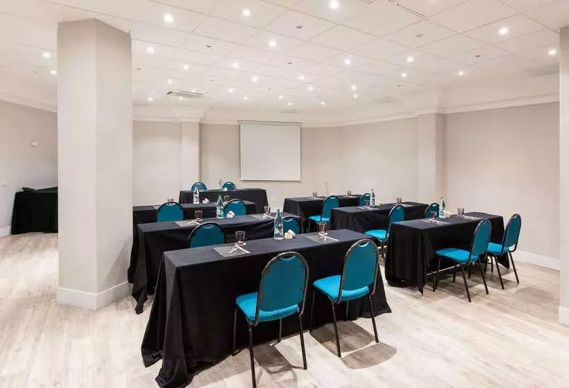 Fotos del hotel Madrid Gran Via 25 Affiliated By Meliá:  29