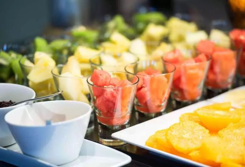 Fotos del hotel Madrid Gran Via 25 Affiliated By Meliá:  26