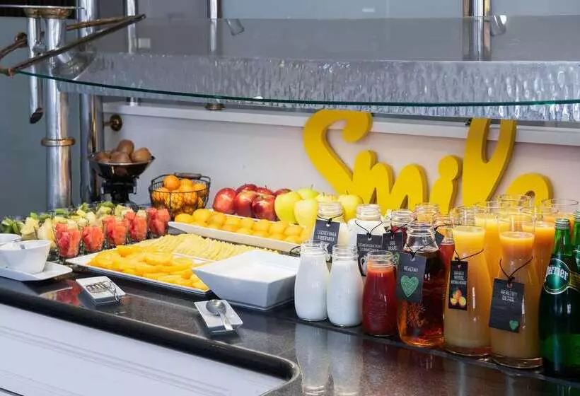 Fotos del hotel Madrid Gran Via 25 Affiliated By Meliá:  45