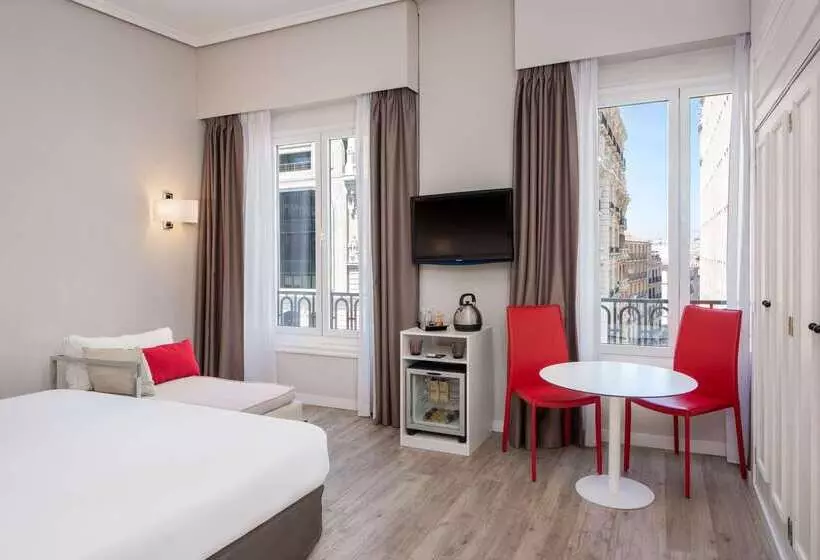 Fotos del hotel Madrid Gran Via 25 Affiliated By Meliá:  21