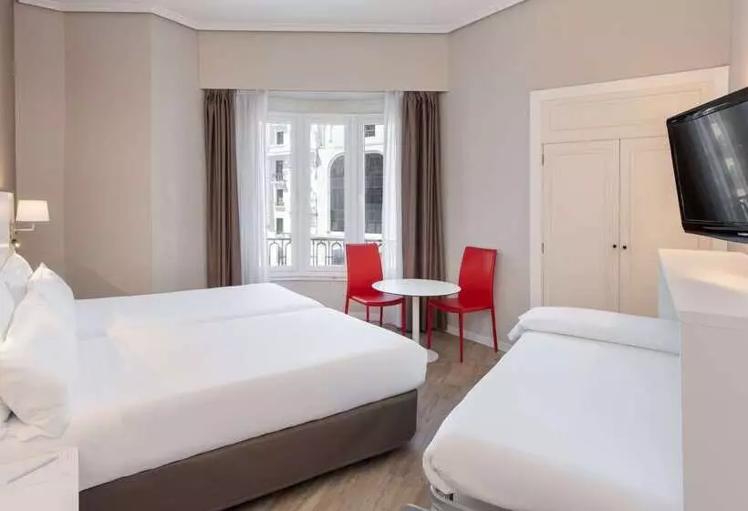 Fotos del hotel Madrid Gran Via 25 Affiliated By Meliá:  19