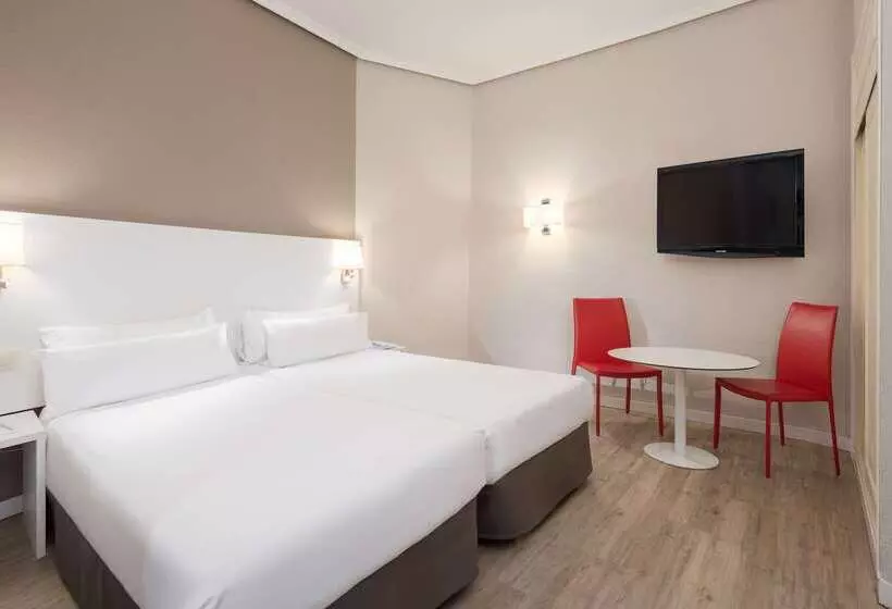 Fotos del hotel Madrid Gran Via 25 Affiliated By Meliá:  9