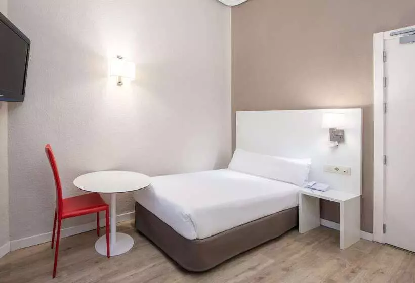 Fotos del hotel Madrid Gran Via 25 Affiliated By Meliá:  13