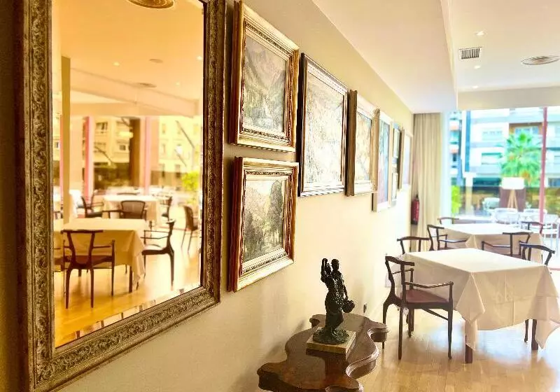 Fotos del hotel Mercure Carlton Rioja:  6