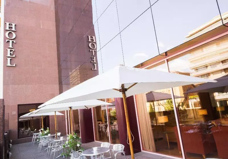 Fotos del hotel Mercure Carlton Rioja:  21