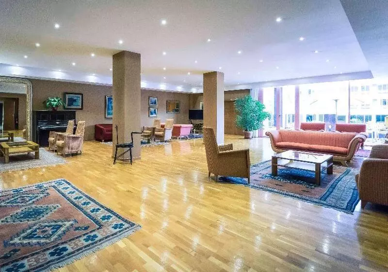 Fotos del hotel Mercure Carlton Rioja:  4